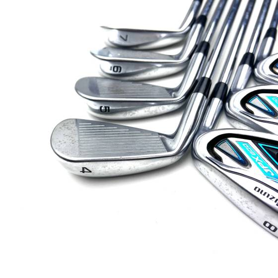 Mizuno JPX 800 Irons / 4-PW / True Temper Dynamic Gold Regular Flex