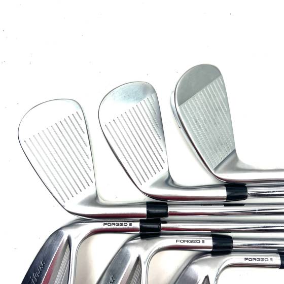 Titleist T150/ T100 2023 Irons / 5-PW / True Temper AMT Tour White S300 Stiff Flex
