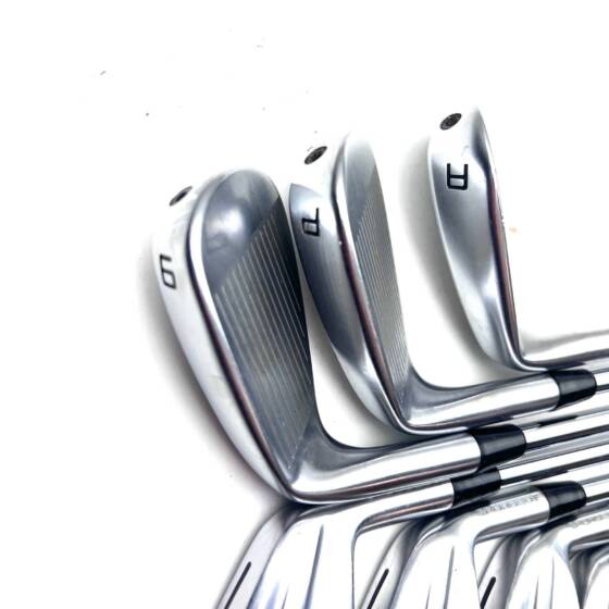 Taylormade P770 Irons / 5-PW+AW / N.S.Pro Modus 3 Tour 105 Regular Flex