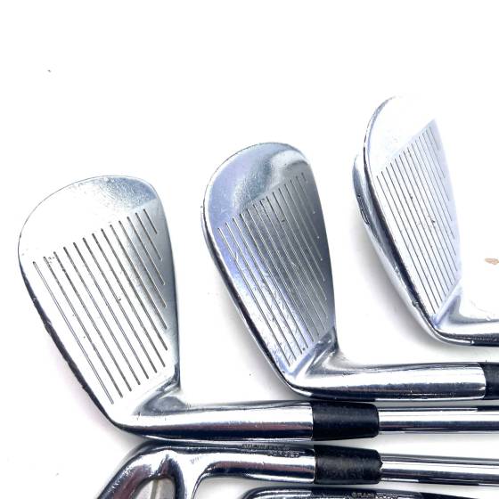 Mizuno MP-64 Irons / 5-PW / Dynamic Gold S300 Stiff Flex’