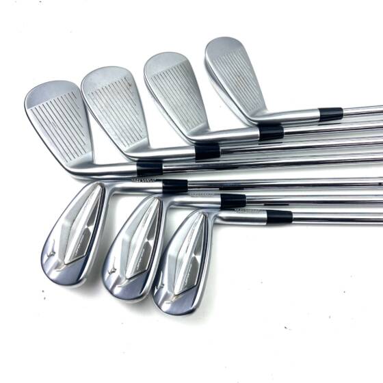 Mizuno JPX 919 Forged Irons / 4-PW / N.S. Pro Modus 3 Tour 105 Stiff Flex