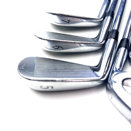 Mizuno MP-64 Irons / 5-PW / Dynamic Gold S300 Stiff Flex’