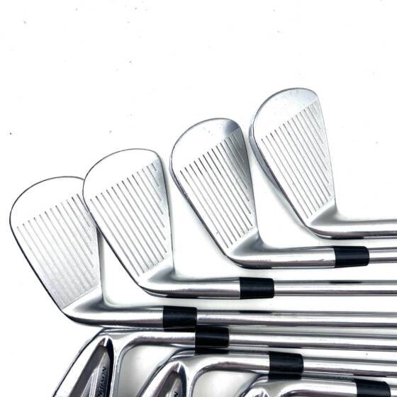 Srizon ZX7 Irons / 4-PW / Project X L5 125g Extra Stiff Flex