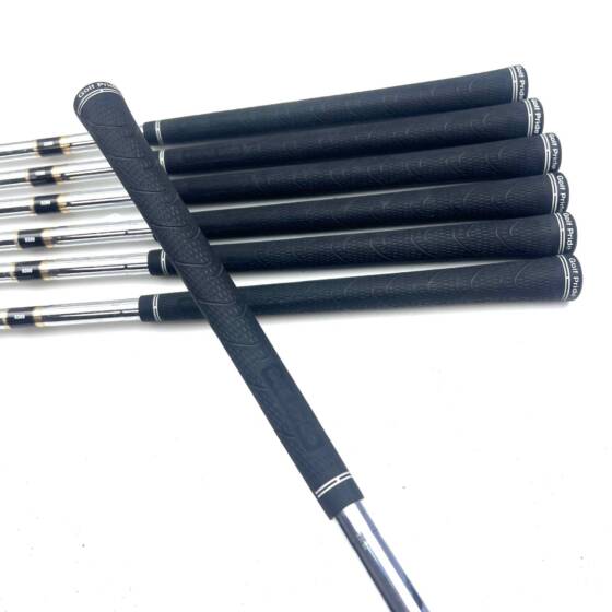 Mizuno JPX 800 HD Irons / 4-PW / Dynamic Gold XP R300 Regular Flex