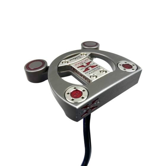 Scotty Cameron Futura X Putter / 36 Inches