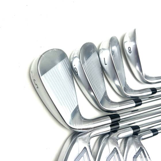 New Callaway Quantum Max Irons / 5-SW / KBS Max 90 Regular Flex