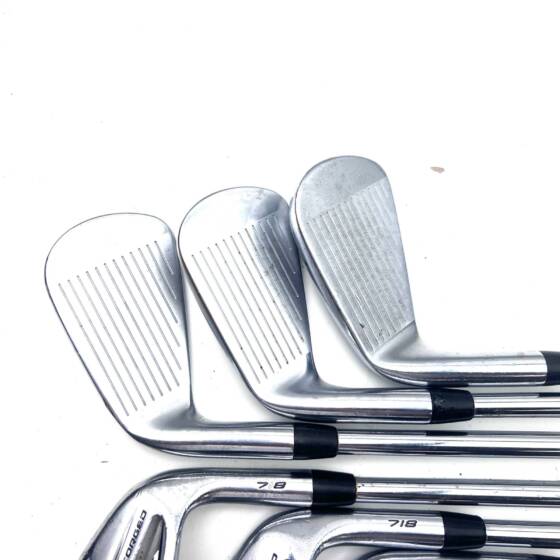 Titleist 718 AP2 Irons / 5-PW / True Temper Dynamic Gold Stiff Flex