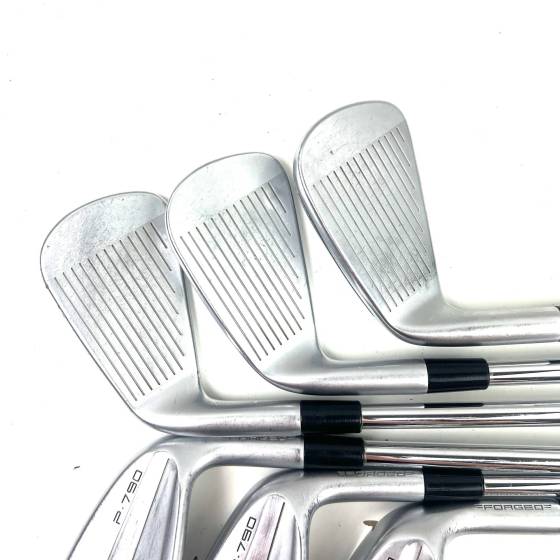 Taylormade P790 2023 Irons / 5-PW / N.S.PRO Modus 3 Tour 105 Regular Flex