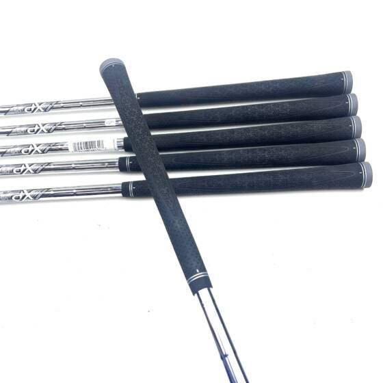 Callaway Mavrik Irons / 5-PW / XP95 R300 Regular Flex