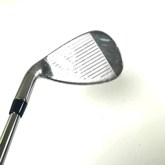 Callaway Rogue X Pitching Wedge / 46 Degree / XP 95 R300 Regular Flex