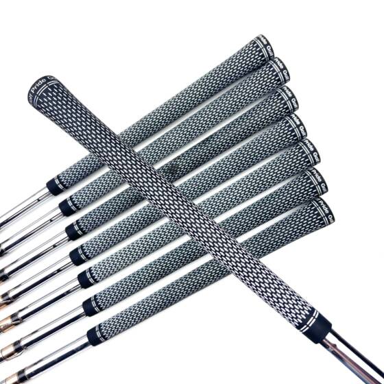 Titleist 710 CB Forged Irons / 3-PW / Dynamic Gold True Temper Stiff Flex
