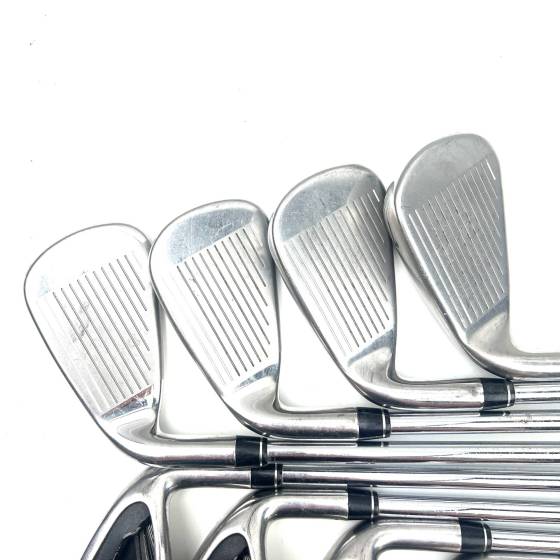 Callaway X2 Hot Irons / 4-SW / True Temper Speed Step 85 Regular Flex