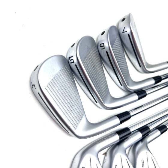 Taylormade P790 2023 Irons / 4-PW / Project X Regular Flex
