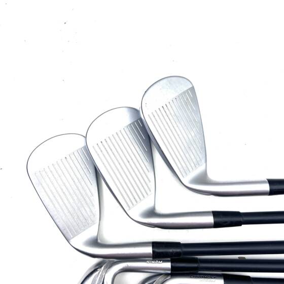 Mizuno JPX900 Hot Metal Irons / 5-PW / Project X 60 Senior Flex