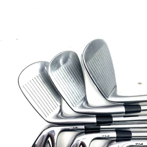 Titleist 714 AP2 Irons / 4-PW / Dynamic Gold S300 Stiff Flex