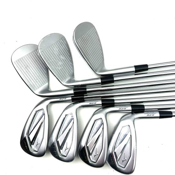 Mizuno JPX 925 Hot Metal Irons / 5-PW+GW / AMT Black Regular Flex