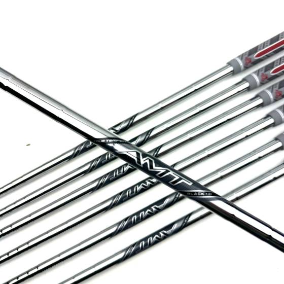 Mizuno JPX 925 Hot Metal Irons / 5-PW+GW / AMT Black Regular Flex