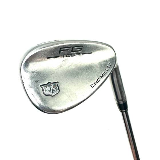 Wilson Staff FG Tour Traction Gap Wedge / 52 Degree / Dynamic Gold Wedge Flex