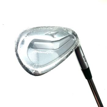 Mizuno Pro 243 Pitching Wedge / 44 Degree / Dynamic Gold 115 Stiff Flex