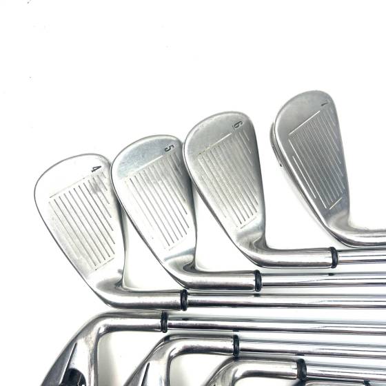 Callaway Warbird 2009 Irons / 4-SW / Callaway Uniflex