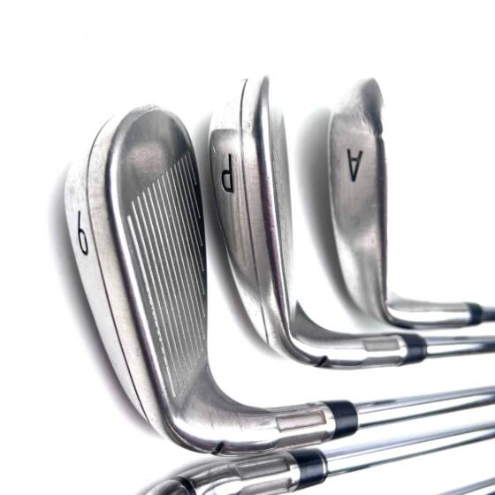 Taylormade M4 Irons / 5-PW+AW / KBS Max 85 Regular Flex