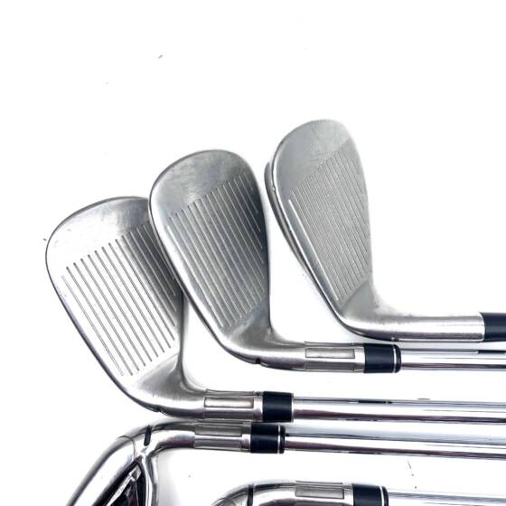 Taylormade M4 Irons / 5-PW+AW / KBS Max 85 Regular Flex