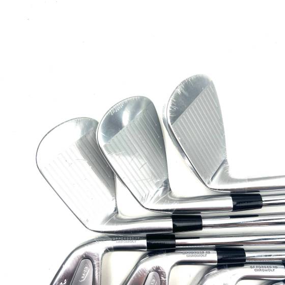 New Mizuno Pro M-13 Irons / 4-PW / N.S. Pro Modus 3 Tour 120 Stiff Flex