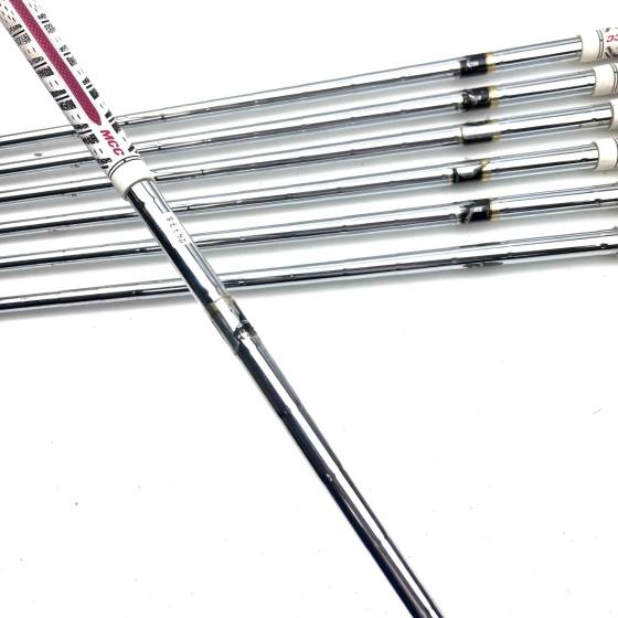 Mizuno JPX 800 Irons / 4-PW / True Temper Dynamic Gold Regular Flex