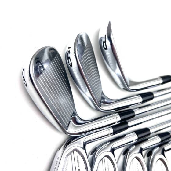 Wilson Staff Model CB 2024 Irons / 4-PW / KBS Tour 105 Reglular Flex