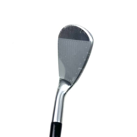 Mizuno Pro 243 Pitching Wedge / 44 Degree / Dynamic Gold 115 Stiff Flex