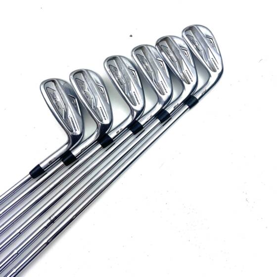 Titleist 718 AP2 Irons / 5-PW / True Temper Dynamic Gold Stiff Flex