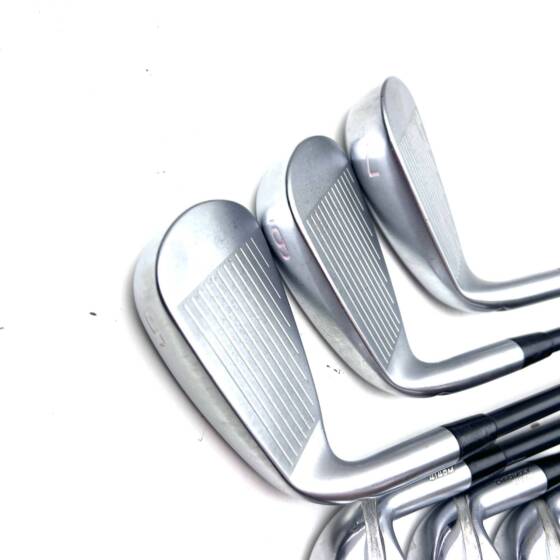 Mizuno JPX900 Hot Metal Irons / 5-PW / Project X 60 Senior Flex
