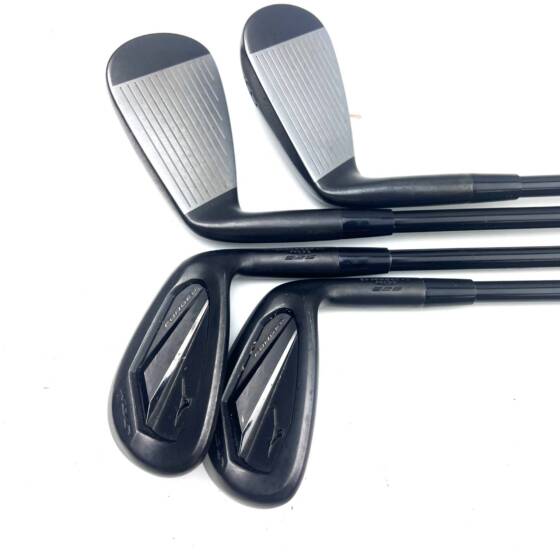 Mizuno JPX 925 Forged Black Irons / 8-GW / MMT 65 Regular Flex