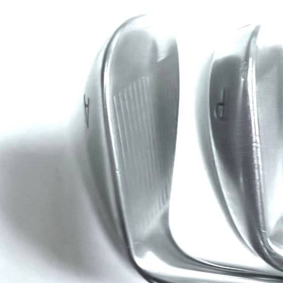 Taylormade M5 Irons / 5-AW / XP100 S300 Stiff Flex