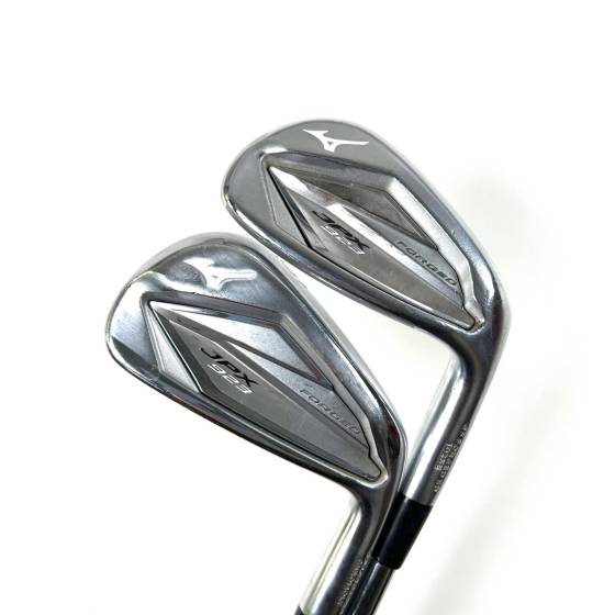 Mizuno JPX 923 Forged Irons / 4-PW / Dynamic Gold X100 X-Stiff Flex