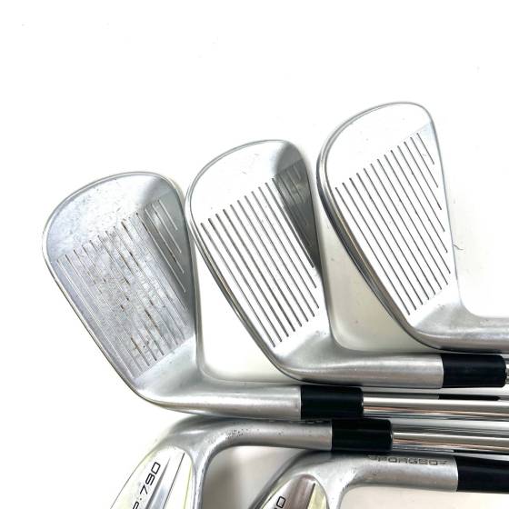 Taylormade P790 2023 Irons / 6-PW / Dynamic Gold R300 Regular Flex