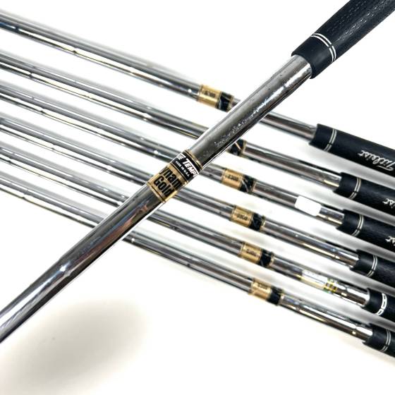 Titleist 712 AP2 Irons / 4-PW / True Temper Dynamic Gold S300 Stiff Flex