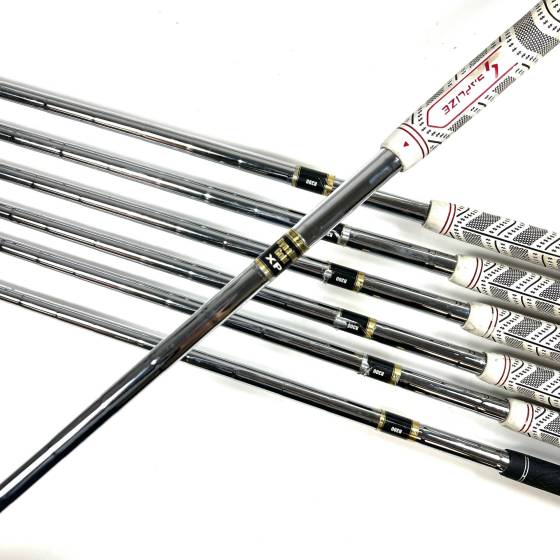 Mizuno JPX 825 Pro Irons / 4-PW / Dynamic Gold XP R300 Regular Flex