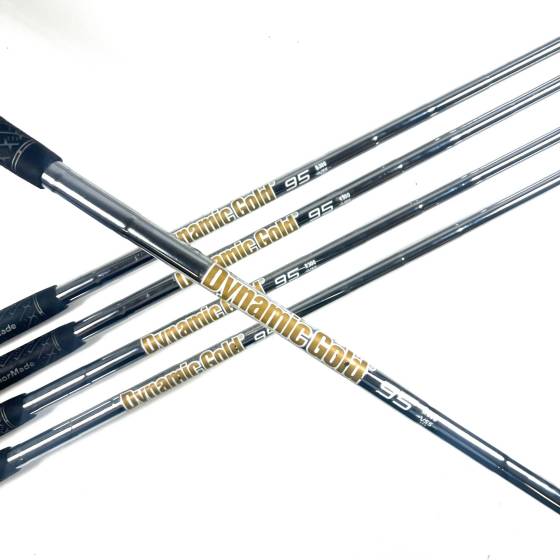 Left Handed Taylormade Stealth Irons / 7-AW / Dynamic Gold R300 Regular Flex