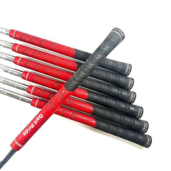 Taylormade P790 2017 Irons / 4-PW / True Temper Dynamic Gold Stiff Flex