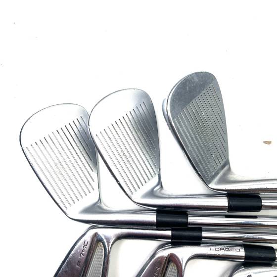 Taylormade P7MC 2023 Irons / 4-9 / Project X LZ X-Stiff Flex