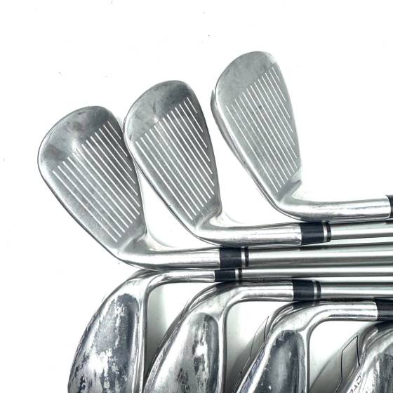 Wilson Staff Launchpad Irons / 6-SW / UST Mamiya Recoil 450 Ladies Flex