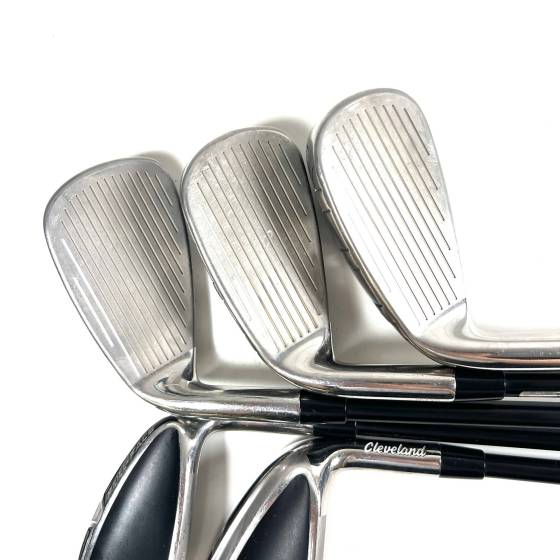 Cleveland Halo XL Full-Face Irons / 6-PW / Helium 60 Regular Flex