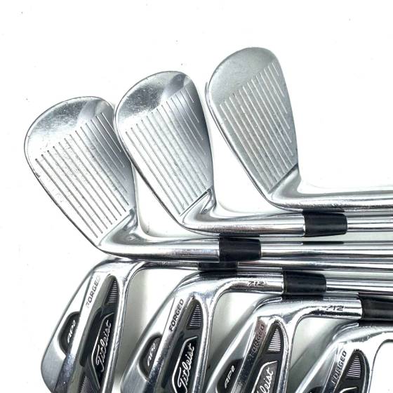 Titleist 712 AP2 Irons / 4-PW / Dynamic Gold S300 Stiff Flex
