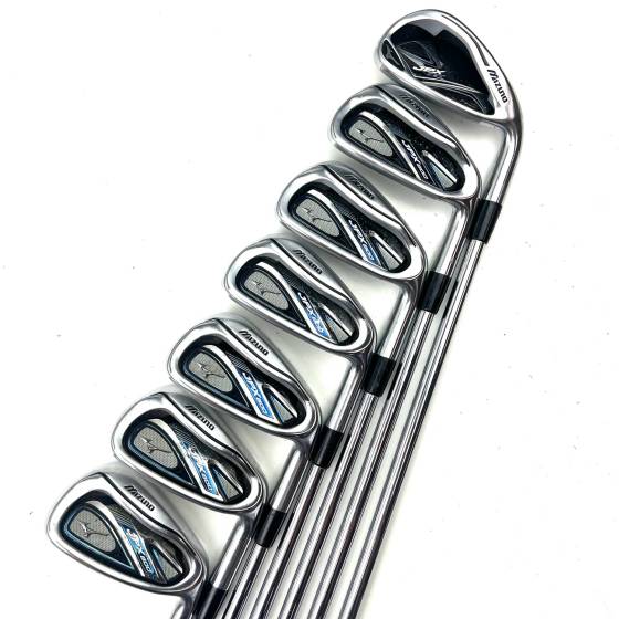 Mizuno JPX 800 Irons / 4-PW / True Temper Dynamic Gold Regular Flex