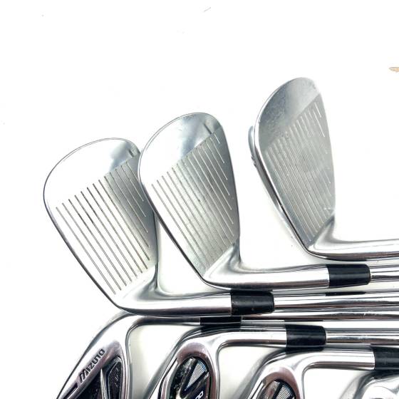 Mizuno JPX 800 Irons / 4-PW / True Temper Dynamic Gold Regular Flex