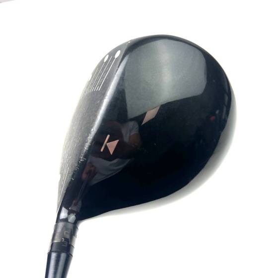 Titleist 913 D2 Driver / 9.5 Degree / R.I.P Phenom 70 Stiff Flex