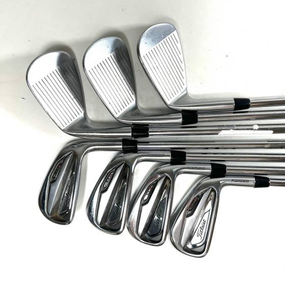 Titleist T100s 2019 Irons / 4-PW / Dynamic Gold X100 X-Stiff Flex