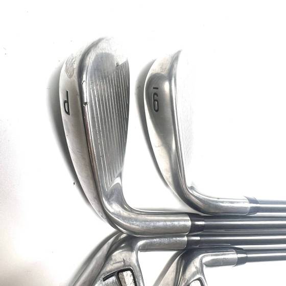 Callaway Rogue Irons / 7-PW / Aldila Synergy 60 Senior Flex