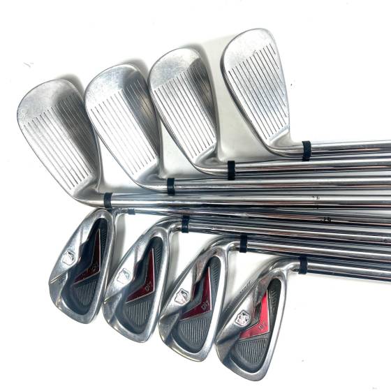 Wilson Staff DI7 Irons / 4-SW / TX-105 Uniflex